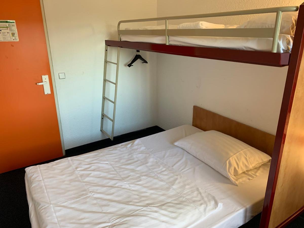 Motel 24H Koeln Frechen Eksteriør billede