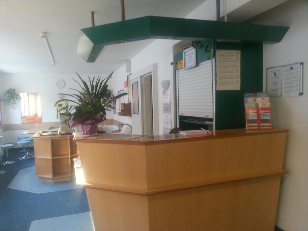 Motel 24H Koeln Frechen Eksteriør billede
