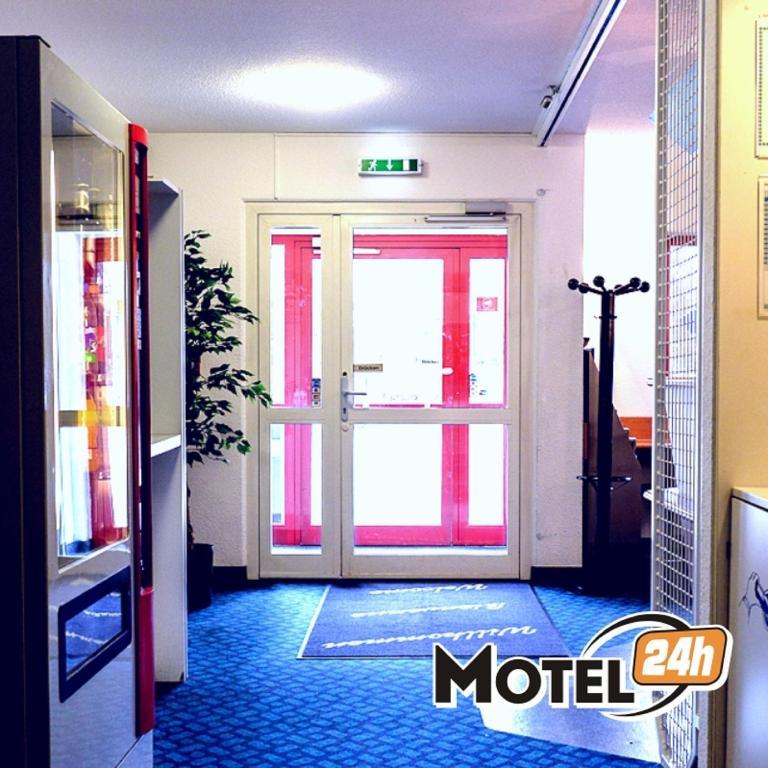 Motel 24H Koeln Frechen Eksteriør billede