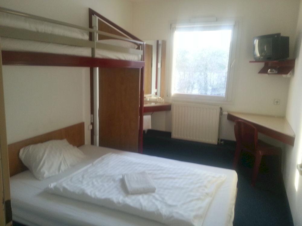Motel 24H Koeln Frechen Eksteriør billede